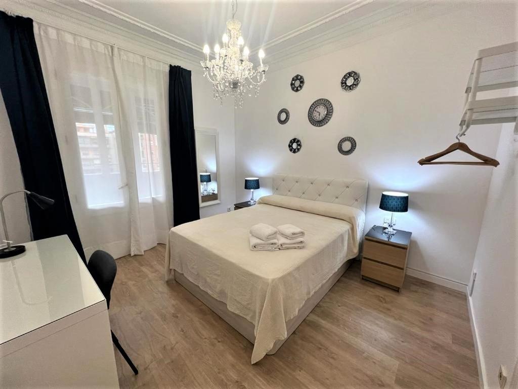Flor Habitaciones Barcelona Eksteriør bilde