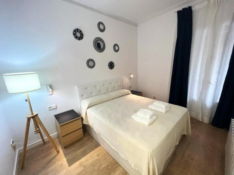Flor Habitaciones Barcelona Eksteriør bilde