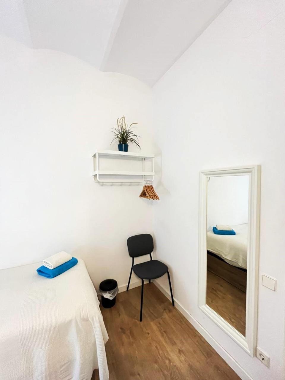 Flor Habitaciones Barcelona Eksteriør bilde