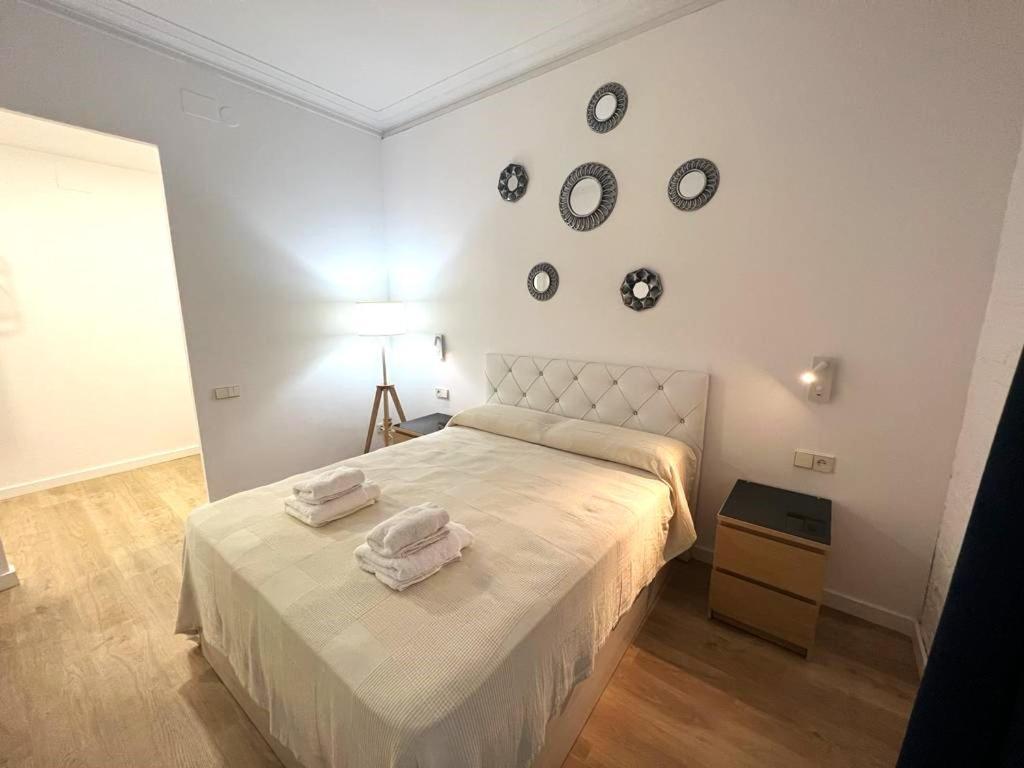 Flor Habitaciones Barcelona Eksteriør bilde